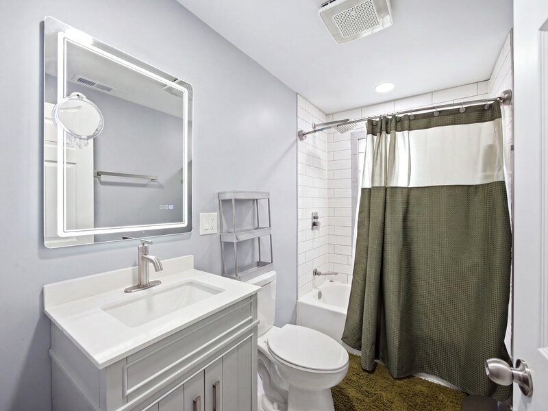 218 N Mason Avenue Chicago IL 60644