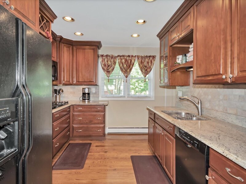 2269 W 109th Street Chicago IL 60643