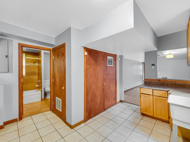 505 154th Place Calumet City IL 60409