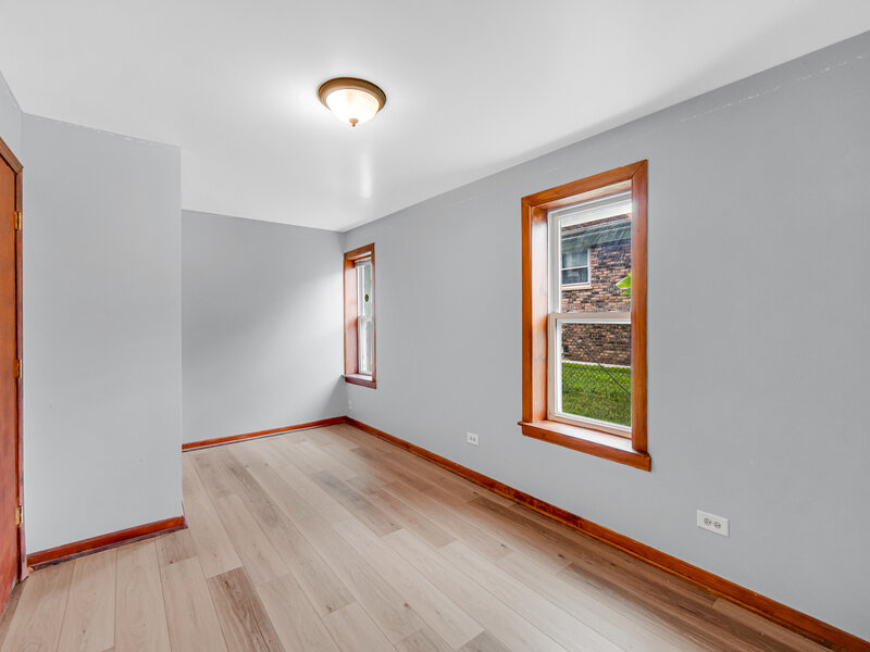505 154th Place Calumet City IL 60409