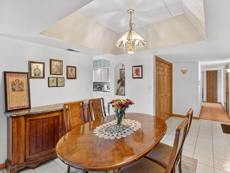 18216 Lange Street Lansing IL 60438