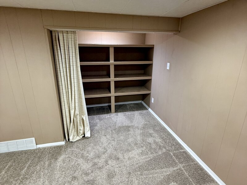 143 Joanne Lane Rochelle IL 61068