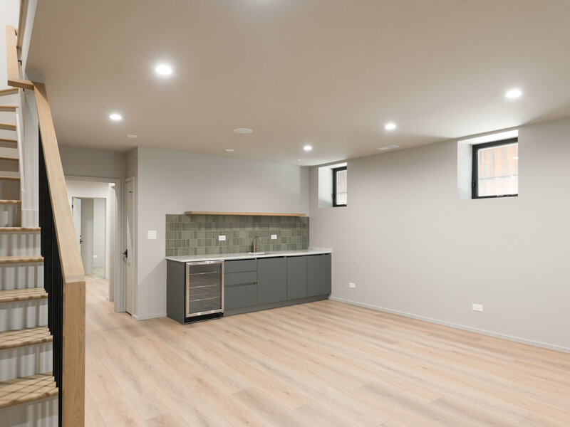 2520 W Shakespeare Avenue Chicago IL 60647