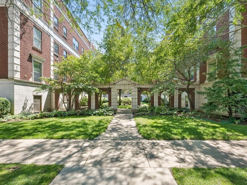 486 Sheridan Road Evanston IL 60202