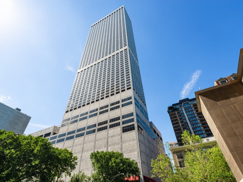 180 E Pearson Street Chicago IL 60611
