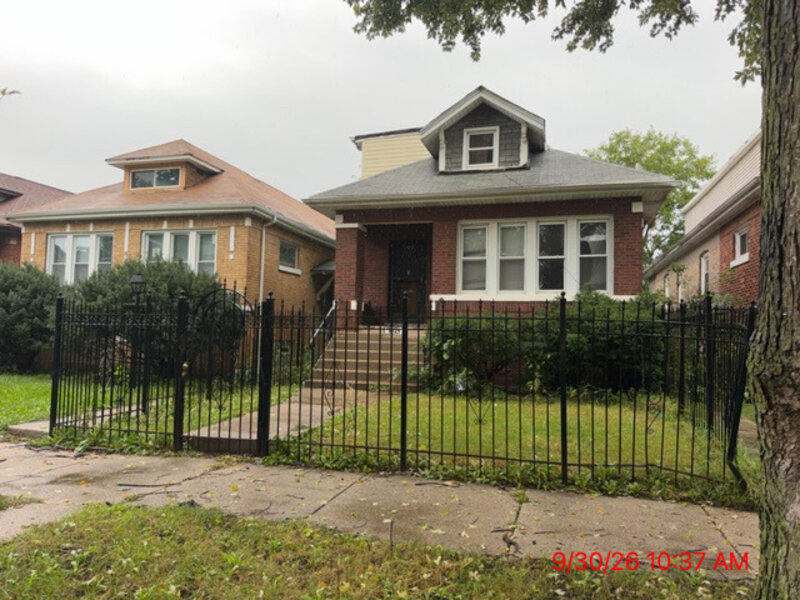 8329 S May Street Chicago IL 60620