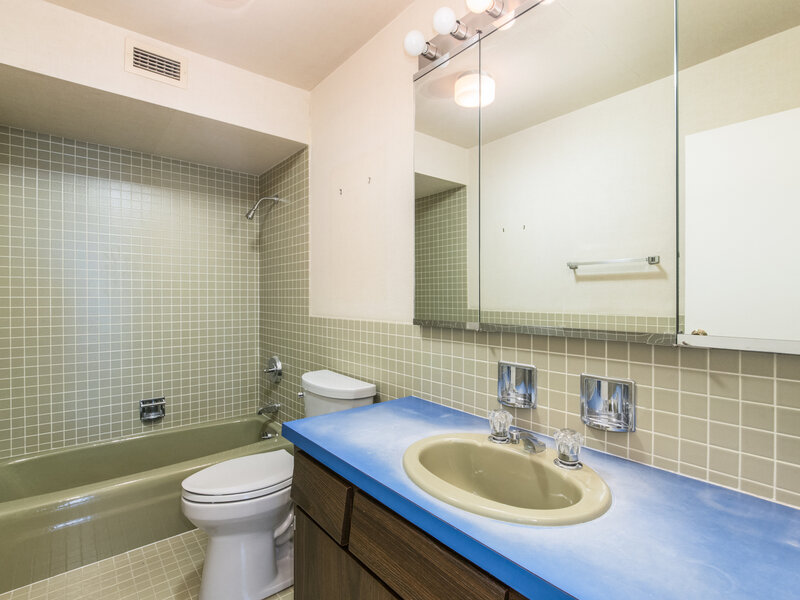 6007 N Sheridan Road Chicago IL 60660