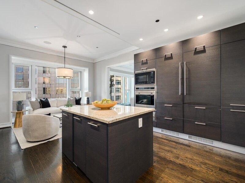 77 E Walton Street Chicago IL 60611