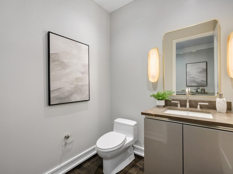 77 E Walton Street Chicago IL 60611