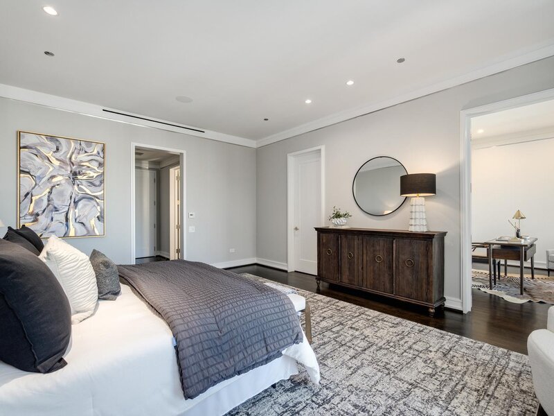 77 E Walton Street Chicago IL 60611