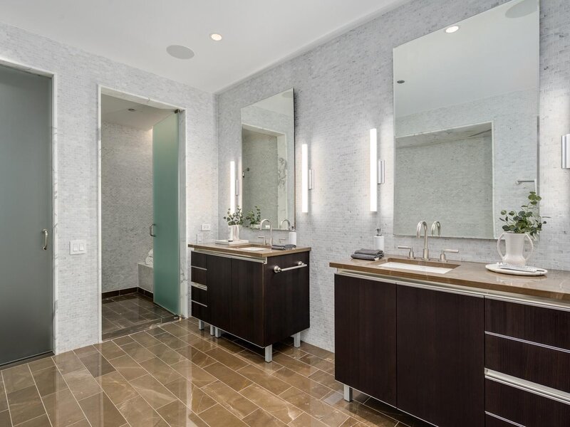 77 E Walton Street Chicago IL 60611