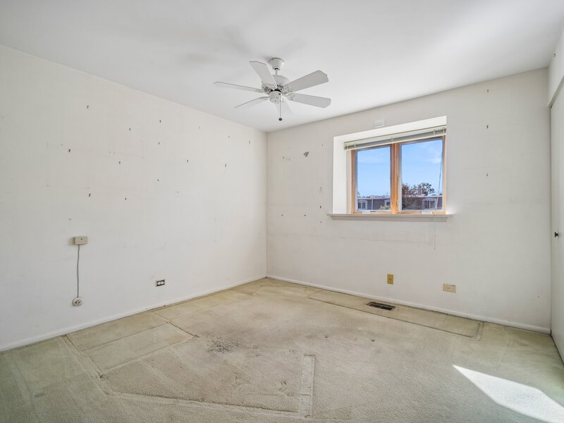 1466 Concorde Circle Highland Park IL 60035