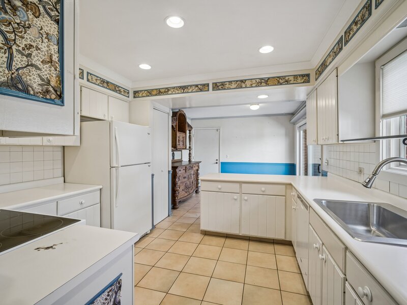 1466 Concorde Circle Highland Park IL 60035