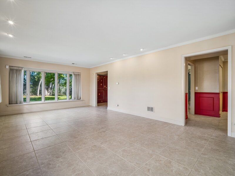 1466 Concorde Circle Highland Park IL 60035