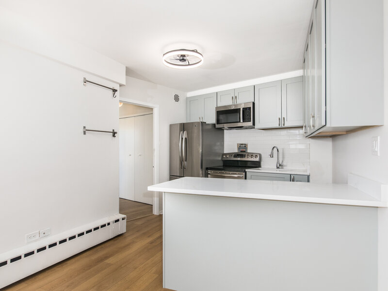 3410 N Lake Shore Drive Chicago IL 60657