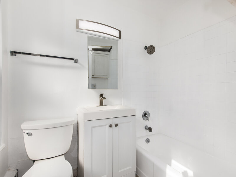3410 N Lake Shore Drive Chicago IL 60657