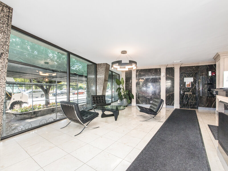 3410 N Lake Shore Drive Chicago IL 60657