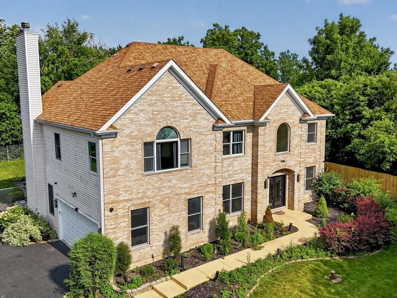 1685 Marion Street Roselle IL 60172