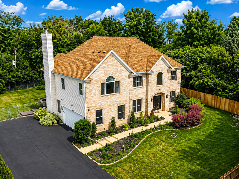 1685 Marion Street Roselle IL 60172