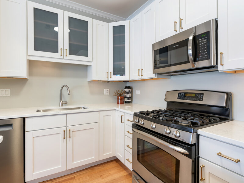 2463 W Foster Avenue Chicago IL 60625