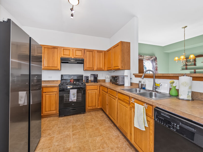 103 Enclave Circle Bolingbrook IL 60440