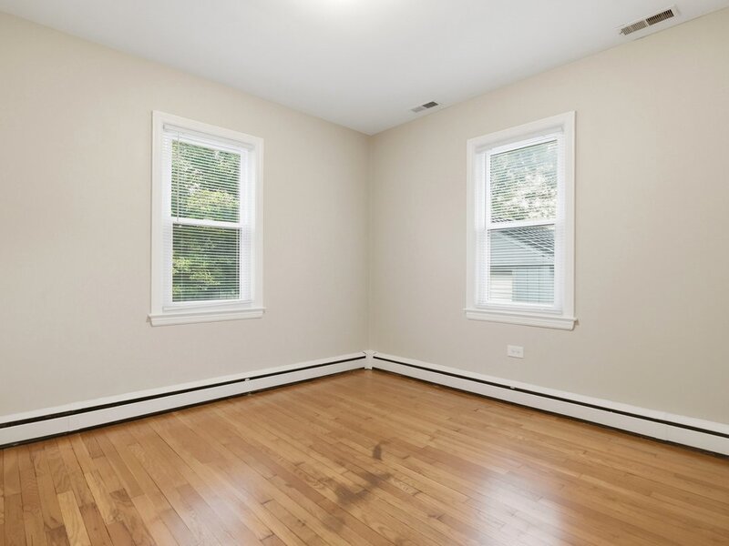 3008 Emily Lane Mchenry IL 60051