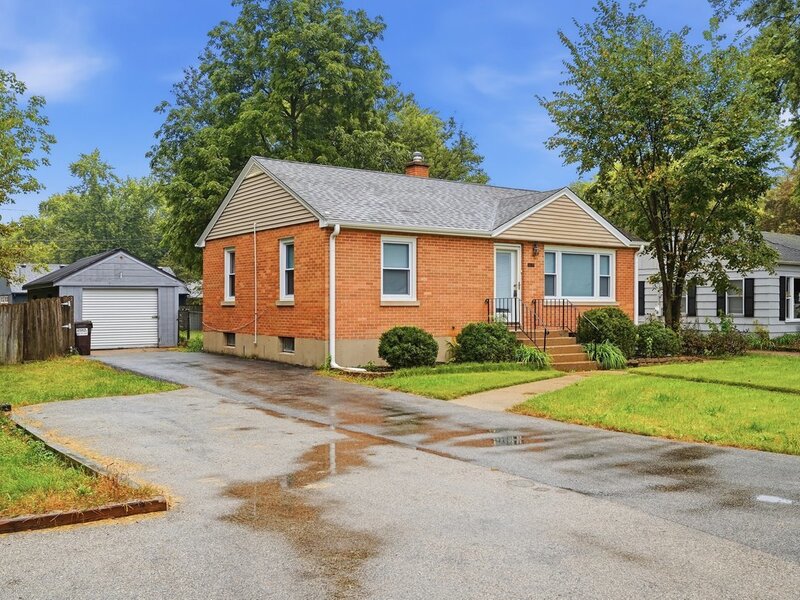 3008 Emily Lane Mchenry IL 60051