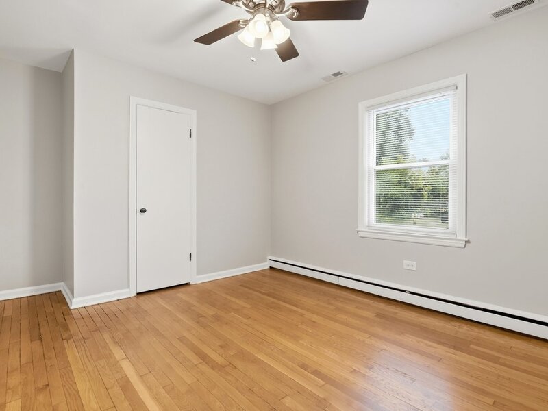 3008 Emily Lane Mchenry IL 60051
