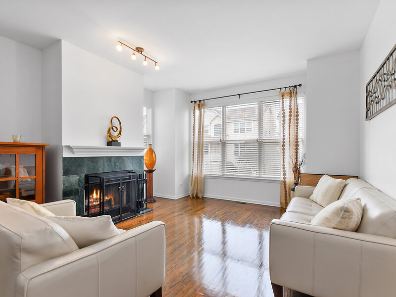 4234 N Kolmar Avenue Chicago IL 60641
