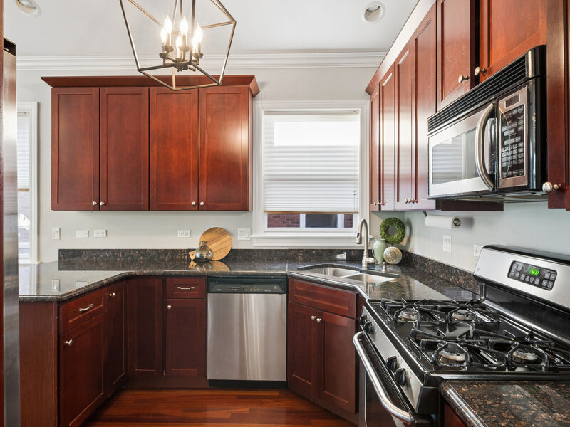 1514 W Victoria Street Chicago IL 60660