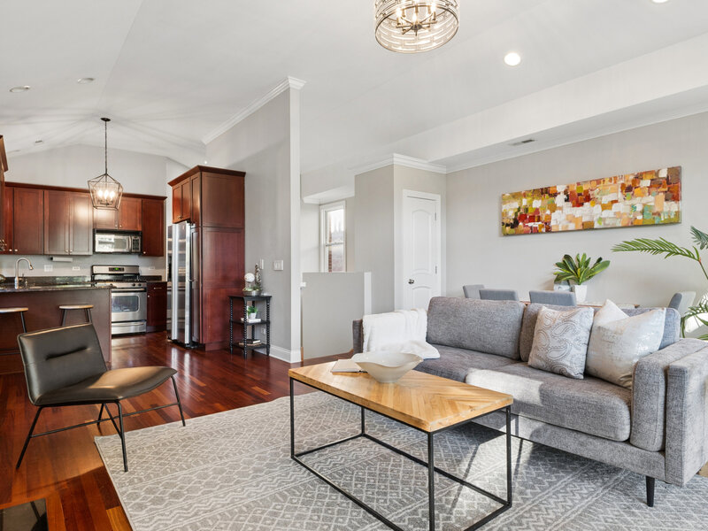1514 W Victoria Street Chicago IL 60660