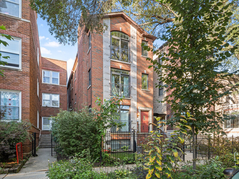 1514 W Victoria Street Chicago IL 60660