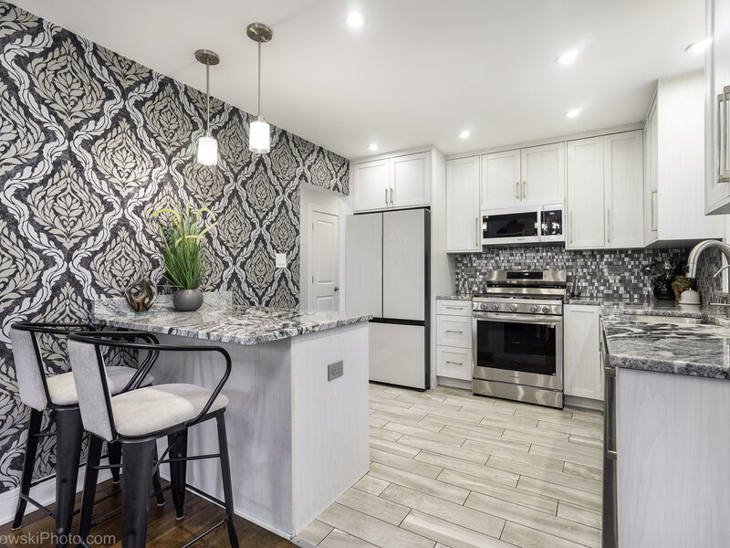 2 Mildred Avenue Glen Ellyn IL 60137