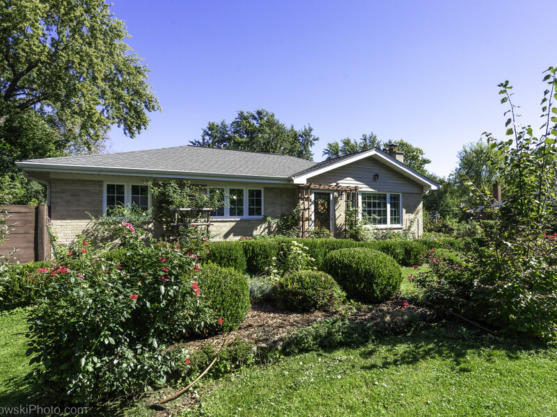 2 Mildred Avenue Glen Ellyn IL 60137