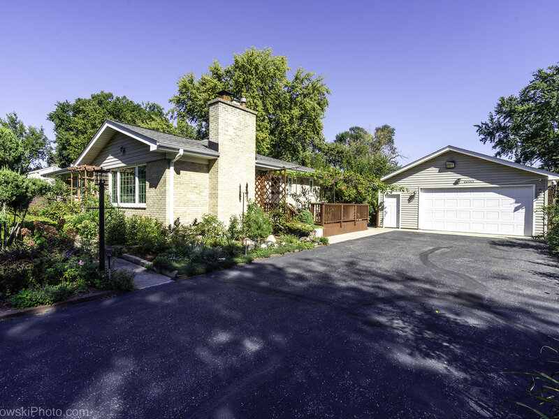 2 Mildred Avenue Glen Ellyn IL 60137
