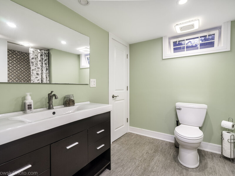 2 Mildred Avenue Glen Ellyn IL 60137