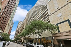 Photo of 110 E Delaware Place Chicago IL 60611 Unit 1902