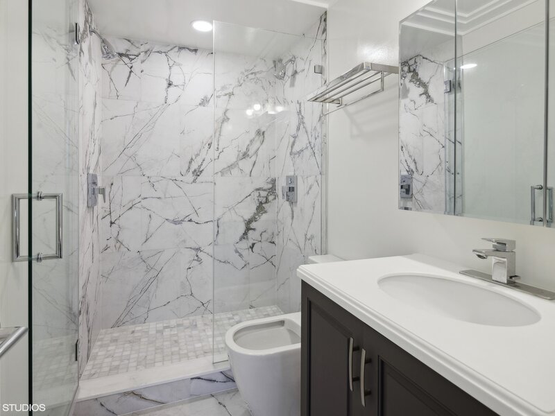 110 E Delaware Place Chicago IL 60611