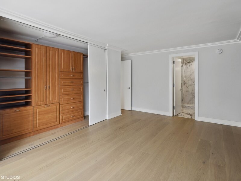 110 E Delaware Place Chicago IL 60611