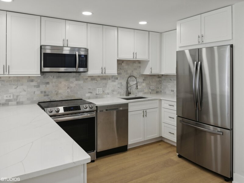 110 E Delaware Place Chicago IL 60611