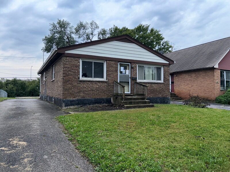 16919 Glen Oaks Drive Country Club Hills IL 60478