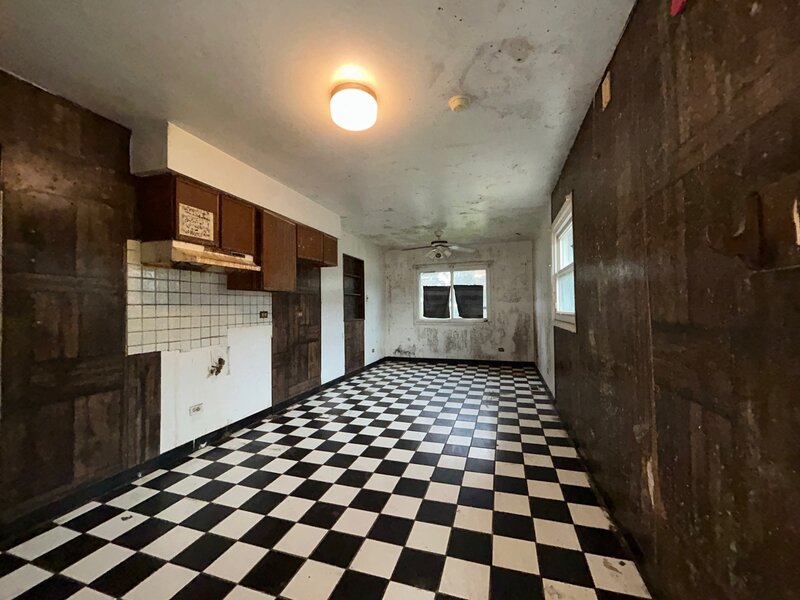 16919 Glen Oaks Drive Country Club Hills IL 60478