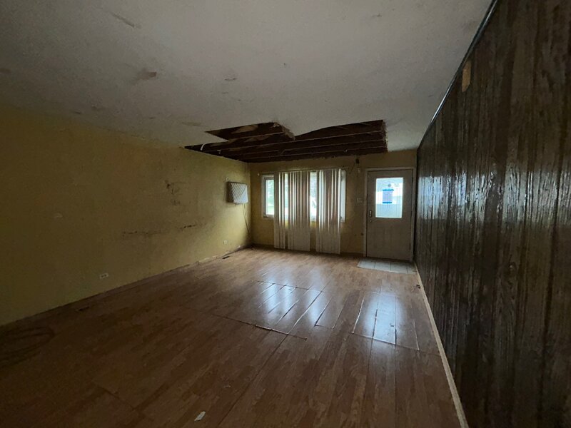 16919 Glen Oaks Drive Country Club Hills IL 60478