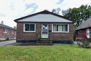 Photo of 16919 Glen Oaks Drive Country Club Hills IL 60478