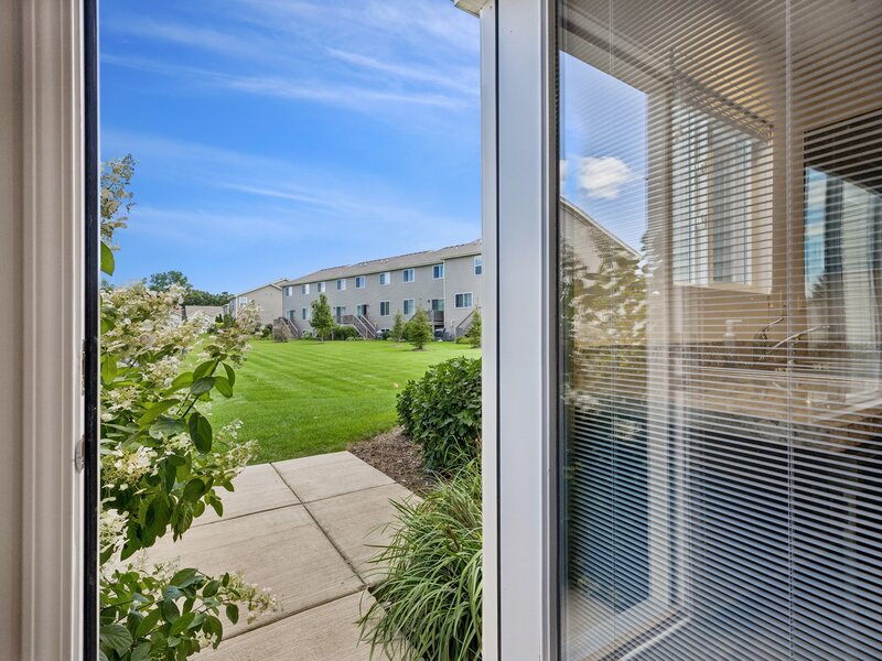 1169 Amber Drive Cary IL 60013