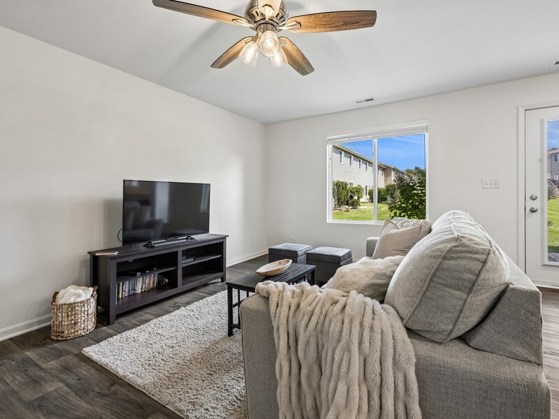 1169 Amber Drive Cary IL 60013