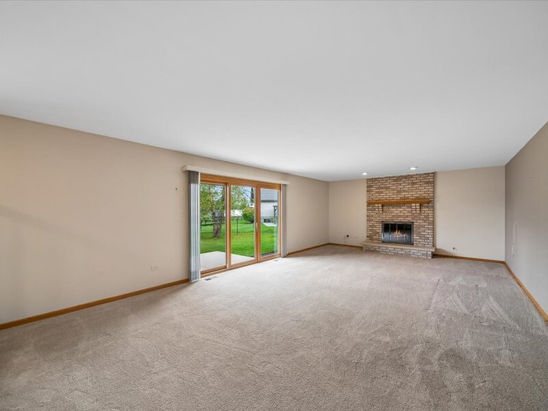 8424 Hollybrook Lane Tinley Park IL 60487