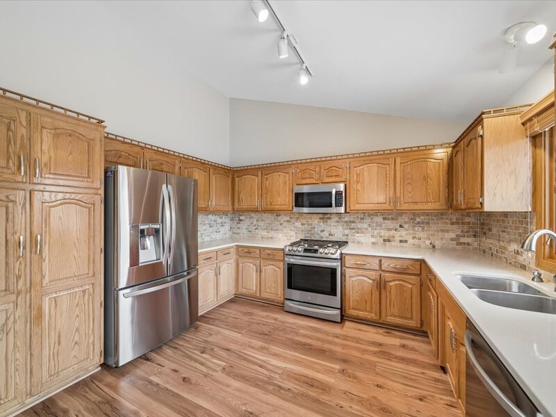8424 Hollybrook Lane Tinley Park IL 60487