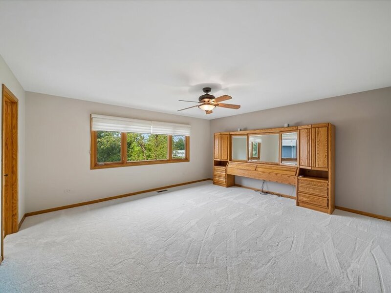 8424 Hollybrook Lane Tinley Park IL 60487