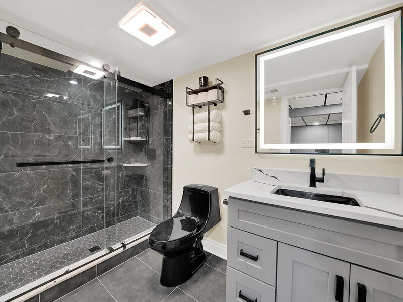 5444 W 64th Street Chicago IL 60638
